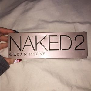 Urban Decay Naked 2 Eyeshadow Palette